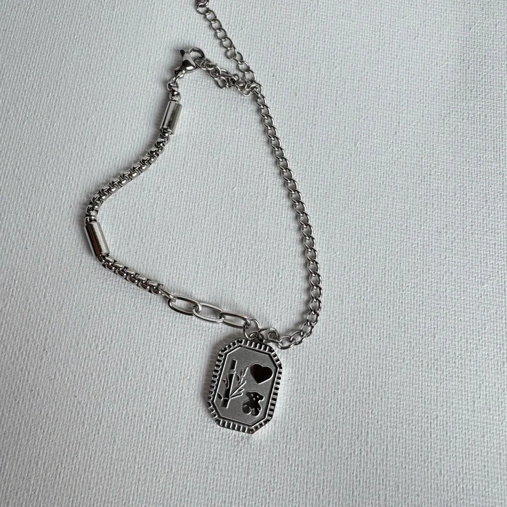 N/A elegant silver